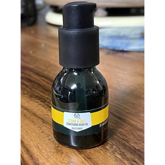 The Body Shop Beard Care Gift Set Guarana Coffee Moisturizer Cedar Sage Oil NEW - Picture 3 of 5